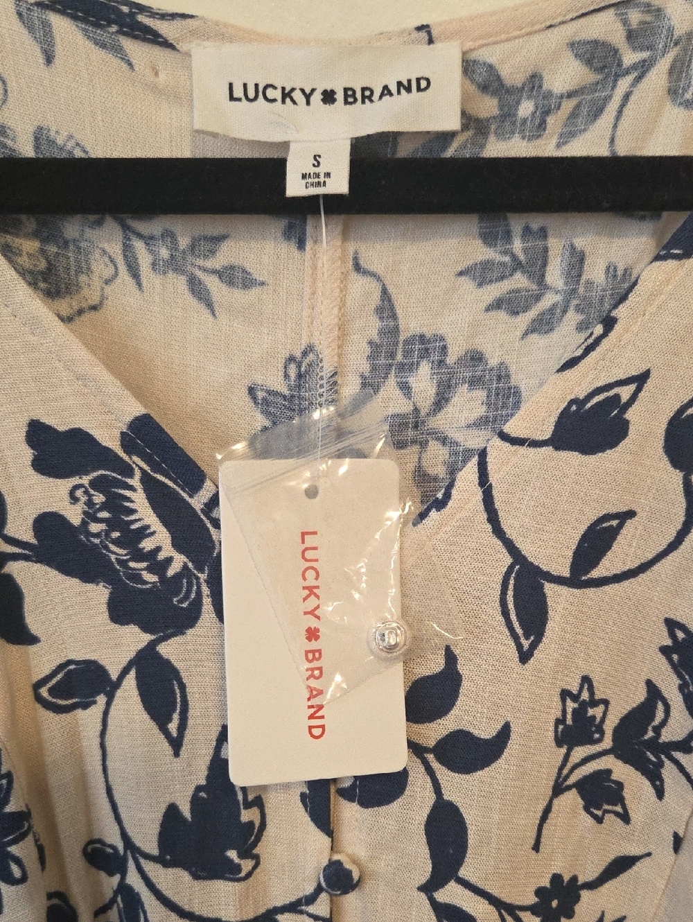 Lucky Brand Cream Maxi Dress with Navy Floral Print and Puff Sleeves - Picture 5 of 5